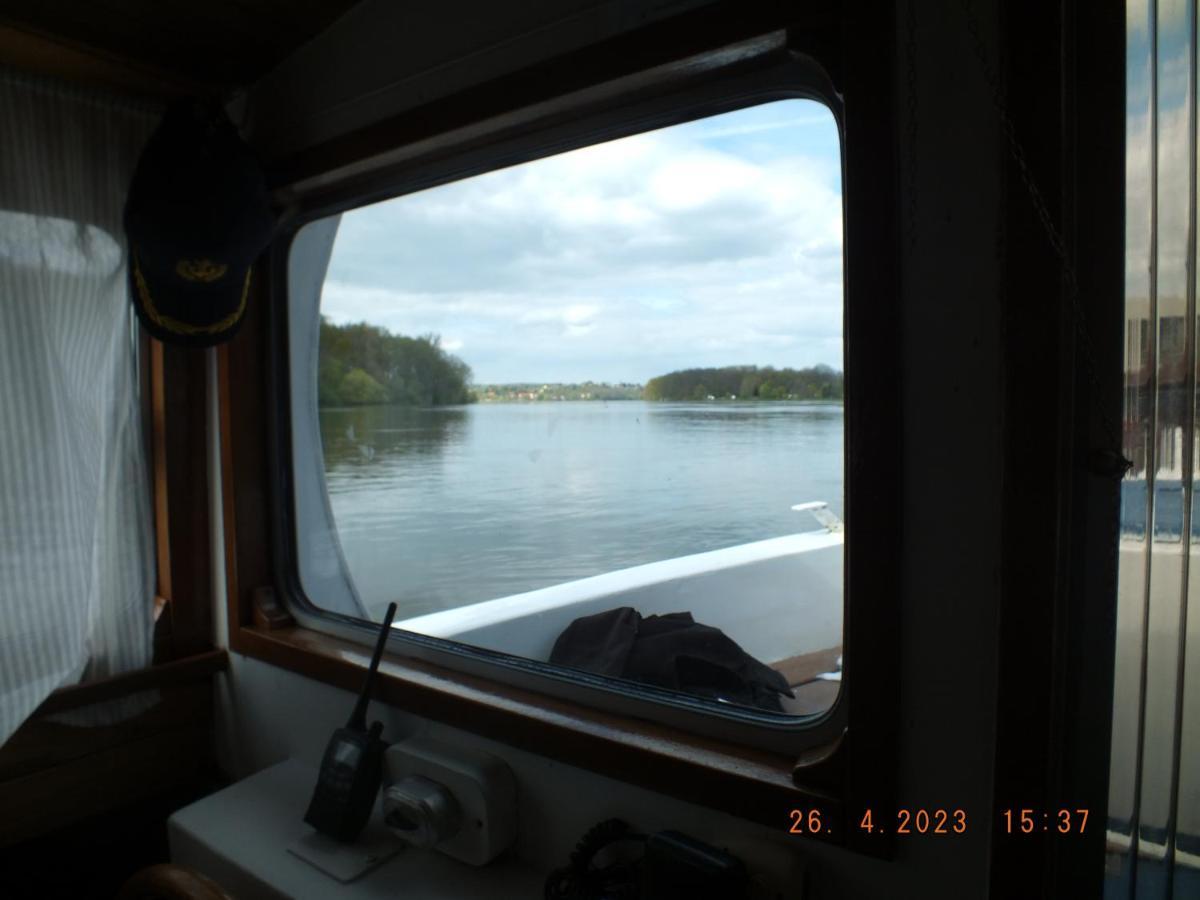 Zouw Hausboat Zakotven -Pouze Ubytovani Roudnice nad Labem Eksteriør billede