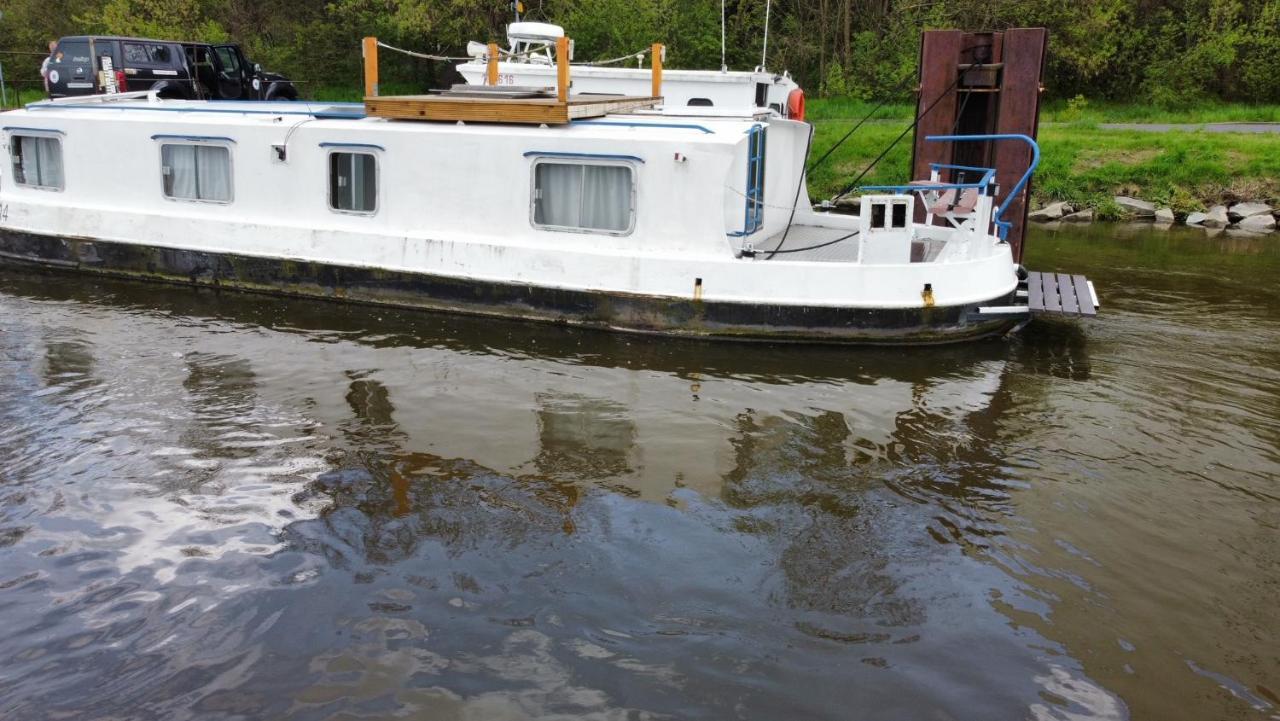 Zouw Hausboat Zakotven -Pouze Ubytovani Roudnice nad Labem Eksteriør billede